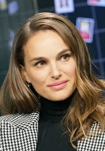 Natalie Portman's Long Curled Hairstyle - 20181213