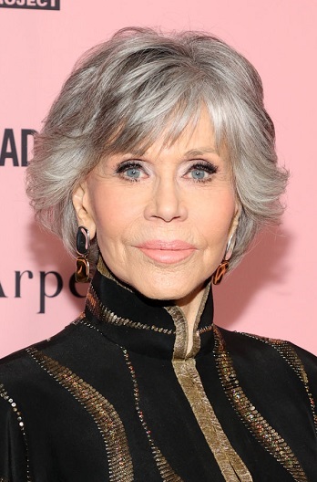 Jane Fonda's Medium Length Layered Hairstyle - 20211016
