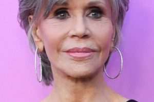 Jane Fonda – Short Layered Haircut/Side Sweeping Bangs (2022) – Netflix’s “Grace And Frankie” Los Angeles Special FYC Event