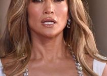 Celebrity Hairstylist Tips: How to Get Jennifer Lopez’s FLowy Long Curled Hairstyle