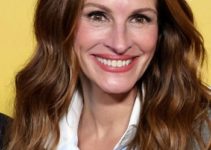 Julia Roberts – Long Curled Hairstyle – GASLIT World Premiere