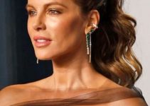 Kate Beckinsale – Wavy Ponytail – 2022 Vanity Fair Oscar Party