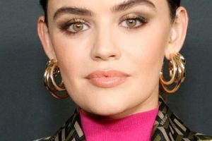 Lucy Hale – Sleek Low Ponytail – 27th Annual ELLE Women in Hollywood Celebration