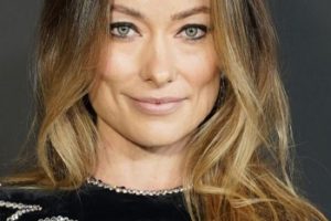 Olivia Wilde’s Long Curled Hairstyle – 10th Annual LACMA ART+FILM GALA