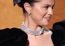 Selena Gomez – Glamorous Updo – 28th Screen Actors Guild Awards