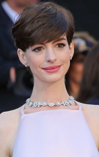 Anne Hathaway's Side Sweeping Pixie Cut - 20130224