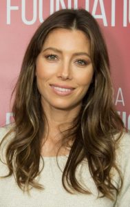 Jessica Biel's Long Loose Waves Hairstyle - 20171108