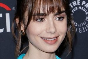 Lily Collins – Intricate Updo/Wispy Bangs (2022) – 39th Annual PaleyFest