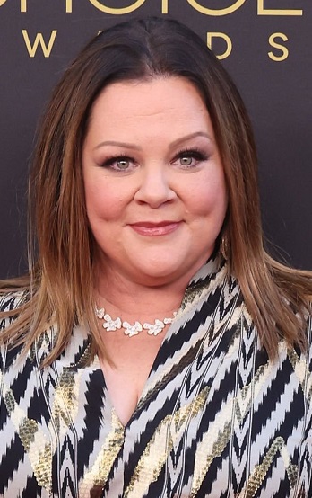 Melissa McCarthy's Long Straight Hairstyle - 20220313