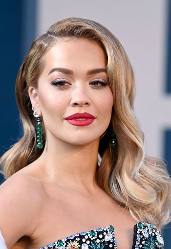 Rita Ora's Hollywood Glam Long Curled Hairstyle - 20220327