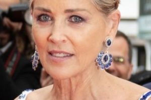 Sharon Stone – Short Layered Haircut – 75th Annual Cannes Film Festival