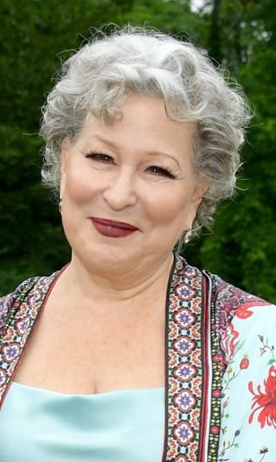 Bette Midler's Short Gray Curly Hairstyle - 20190619
