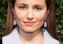 Dianna Agron’s Long Straight Hairstyle – CHANEL Tribeca Festival Artists Dinner