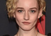 Julia Garner’s Short Curly Hairstyle – 2022 “OZARK: The Final Episodes” Los Angeles Special Event