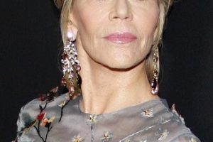 Jane Fonda’s Formal Updo – “Youth” Los Angeles Premiere