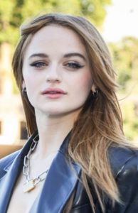 Joey King's Long Straight Hairstyle - [Hairstylist: Dimitris Giannetos] - 20220716