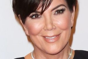 Kris Jenner’s Short Pixie Cut – 24th Annual Race To Erase MS Gala