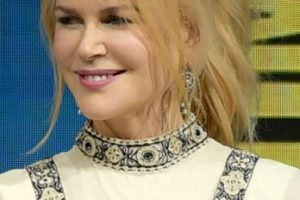Nicole Kidman – Windswept Ponytail – Comic-Con International 2018