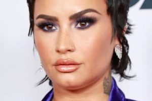 Demi Lovato – Glam Rock Mullet – 2021 iHeartRadio Music Awards