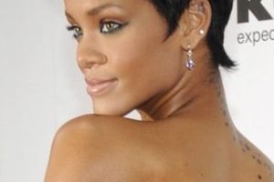 Rihanna – Short Five Point Haircut – Conde Nast Media Group’s Fifth Annual Fashion Rocks