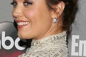 Bellamy Young – Braided Updo – ABC’s TGIT Line-up
