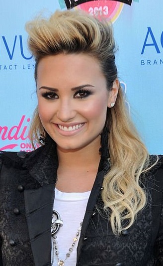 Demi Lovato's Half Up Half Down Blonde Hairstyle - [Hairstylist: Adir Abergel] - 20130811