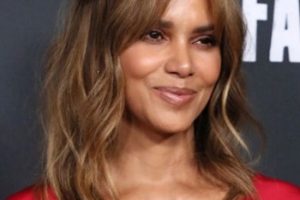 Halle Berry – Half Up Half Down Hairstyle – Fourth Annual Celebration of Black Cinema & Television