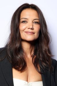 Katie Holmes' Long Curled Hairstyle (2022) - [Hairstylist: Jennifer Yepez] - 20220929