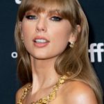 Taylor Swift's Long Straight Hairstyle/Arch Bangs - [Hairstylist: Jemma Muradian] - 20220909