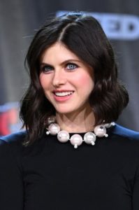 Alexandra Daddario - Medium Length Curled Hairstyle - [Hairstylist: Anthony Campbell] - 20221006
