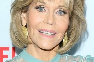 Jane Fonda – Long Layered Bob – Netflix’s “Grace And Frankie” Season 3 Premiere