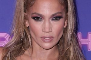 Jennifer Lopez – Sexy Half Up Half Down Hairstyle – “Hustlers” New York Special Screening