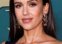 Jessica Alba – Long Straight Hairstyle (2022) – God’s Love We Deliver 16th Annual Golden Heart Awards