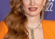 Jessica Chastain – Long Glam Waves Hairstyle (2022) – 66th BFI London Film Festival