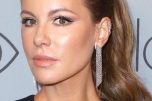 Kate Beckinsale – High Ponytail – 2018 InStyle and Warner Bros. 75th Annual Golden Globe Awards Post-Party