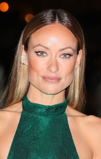 Olivia Wilde - Long Straight Hairstyle - [Hairstylist: Christian Wood] - 20220917