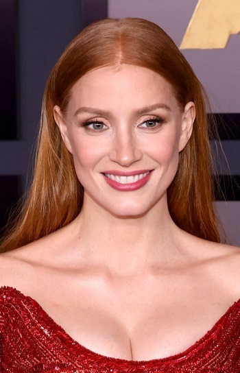 Jessica Chastain - Long Straight Hairstyle (2022) - [Hairstylist: Renato Campora] - 20221130