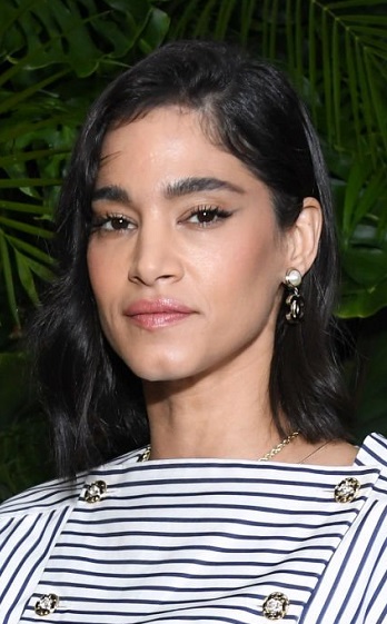 Sofia Boutella - Medium Length Curled Hairstyle - [Hairstylist: Andy Lecompte] - 20220322