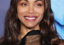 Zoe Saldana – Long Curled Hairstyle (2022) – “Avatar: The Way Of Water” Photocall