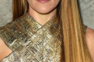 Riley Keough – New Year New Hair Color – 2023 Louis Vuitton and W Magazine’s Awards Season Dinner