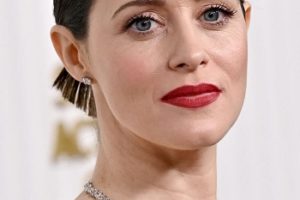 Claire Foy – Sleek Updo (2023) – 29th Annual Screen Actors Guild Awards