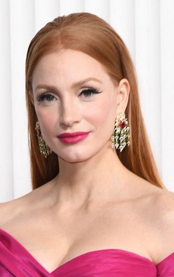 Jessica Chastain - Vintage 70s Long Straight Hairstyle (2023) - [Hairstylist: Renato Campora] - 20230226