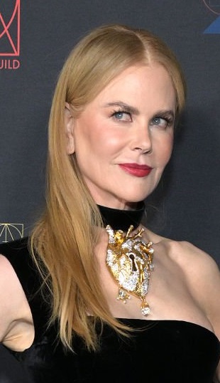 Nicole Kidman - Long Straight Hairstyle (2023) - [Hairstylist: Kylee Heath] - 20230218