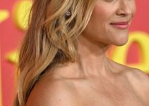 Reese Witherspoon – Long Curled Hairstyle (2023) – Netflix’s “Your Place Or Mine” World Premiere