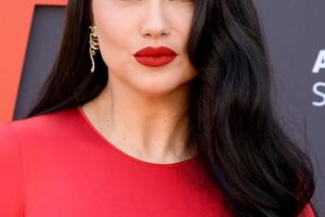 Adriana Lima – Long Curled Hairstyle (2023) – Amazon Studios’ “Air” World Premiere