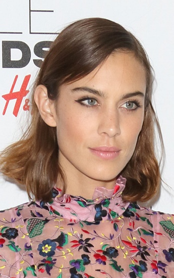 Alexa Chung - Shoulder Length Curled Hairstyle - 20150225