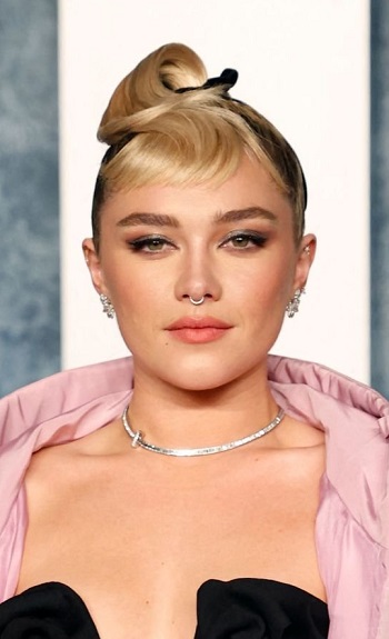 Florence Pugh - Ponybangs Hairstyle (2023) - [Hairstylist: Peter Lux] - 20230312