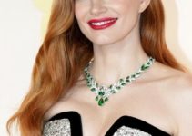 Jessica Chastain – Glamorous Long Curled Hairstyle (2023) – 95th Annual Academy Awards