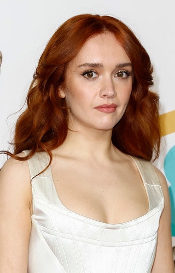 Olivia Cooke - New Red Long Curled Hairstyle (2023) - [Hairstylist: George Northwood/Sam McKnight] - 20230219