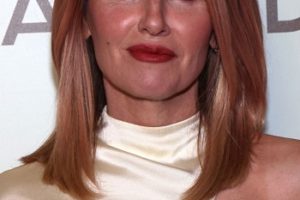 Sharon Horgan – Shoulder Length Straight Hairstyle (2023) – Writers Guild of America Awards